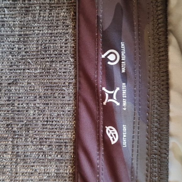 Kenneth Cole Gym Shorts - Picture 6 of 7